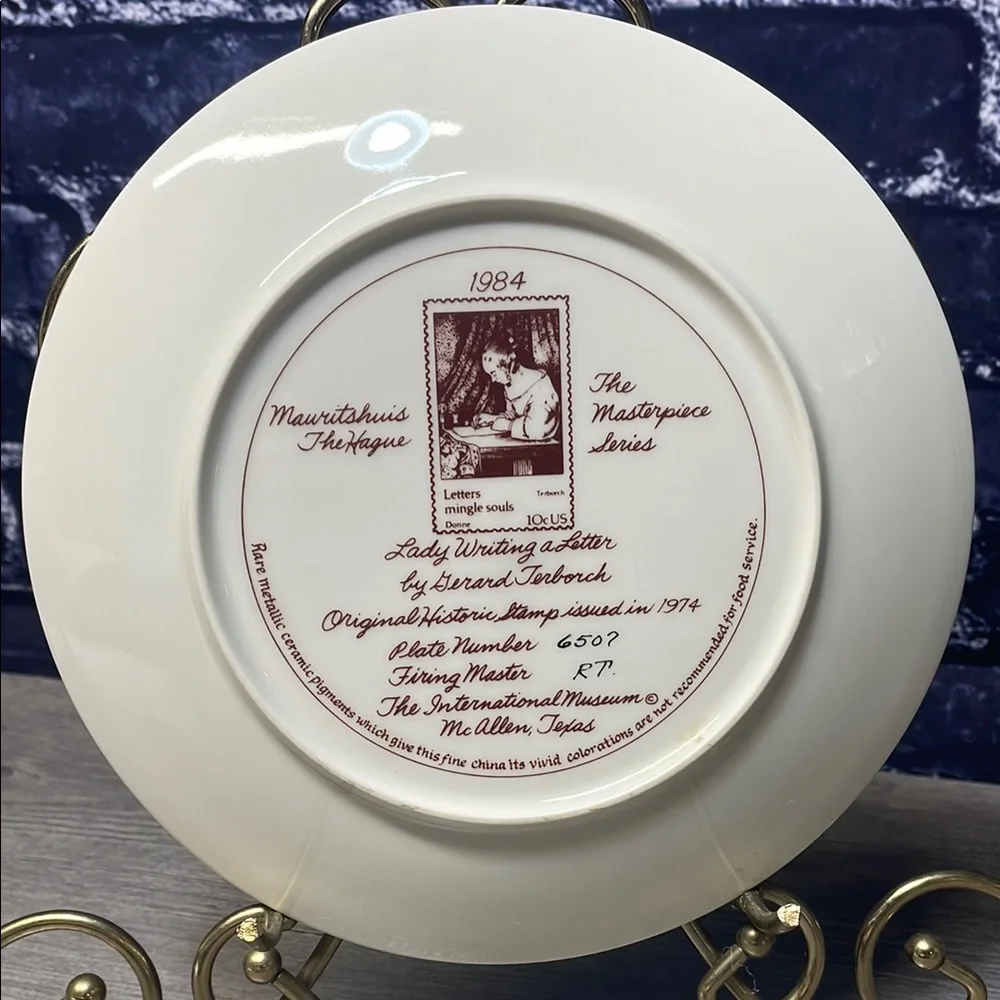 Vintage USPS Stamp Decorative Plate - Picture 2 of 2